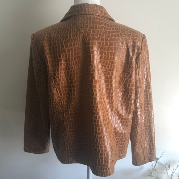 Selene Sport Animal Print Jacket - Picture 5 of 6